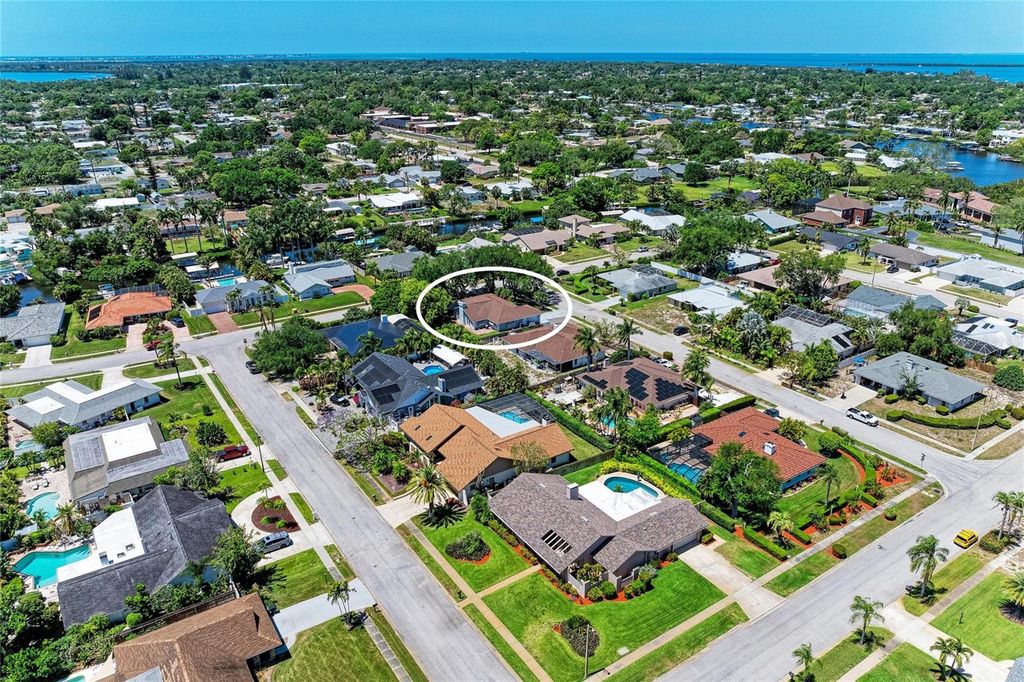 Image 58 of property listing at 6315 4TH AVENUE NW, Bradenton, FL 34209