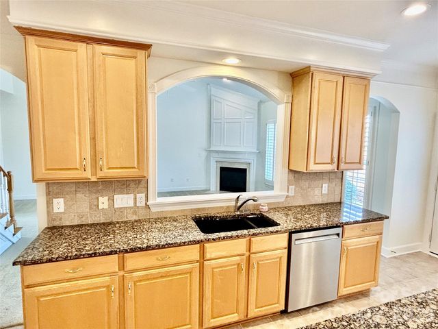 10879 Rogalla Drive, Charlotte, NC 28277