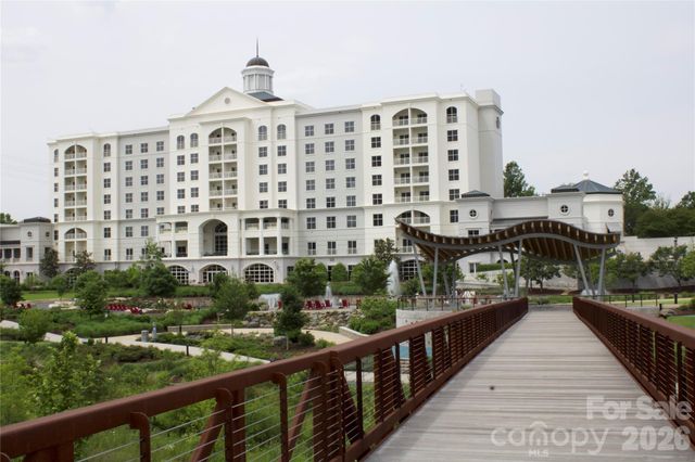 10879 Rogalla Drive, Charlotte, NC 28277