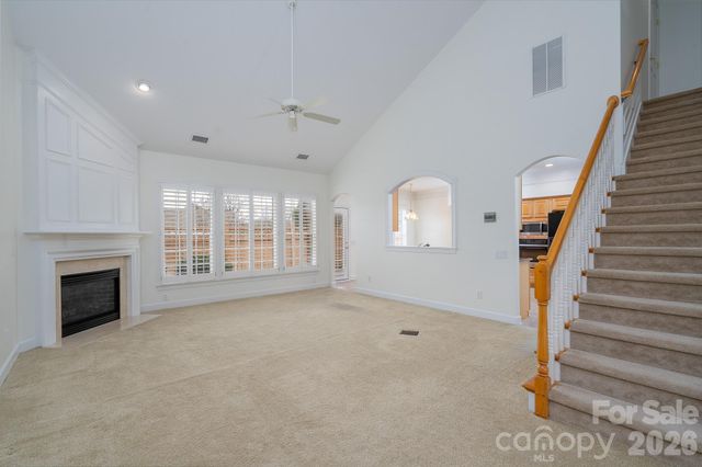 10879 Rogalla Drive, Charlotte, NC 28277