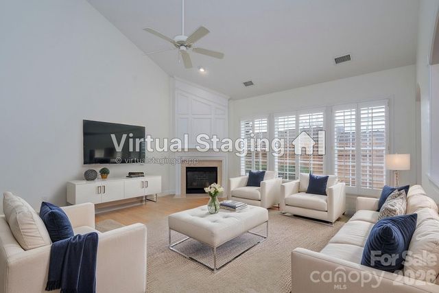 10879 Rogalla Drive, Charlotte, NC 28277