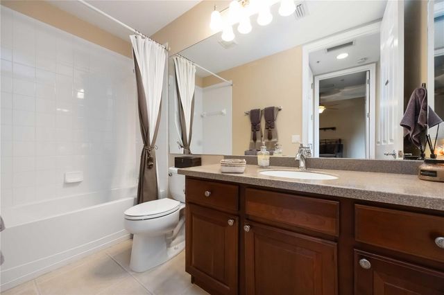 23619 AWABUKI DRIVE 426, Venice, FL 34293