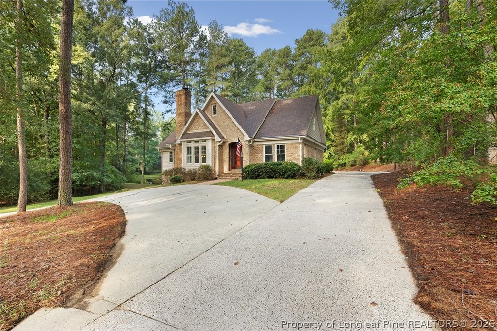 1811 Columbine Road, Sanford, NC 27330 — photo 2