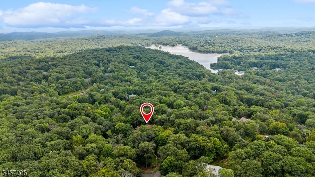 45 Brush Hill Rd, Kinnelon Boro, NJ 07405 — photo 4