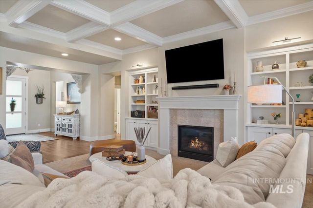 6217 W Ina Dr, Boise, ID 83703