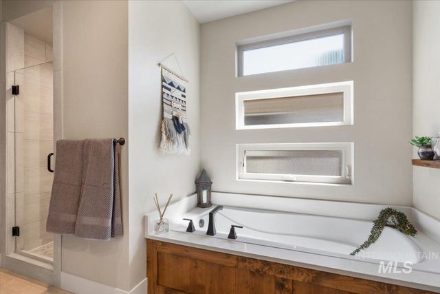 6217 W Ina Dr, Boise, ID 83703