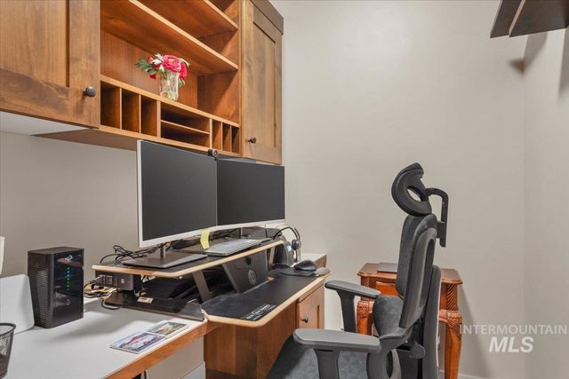 6217 W Ina Dr, Boise, ID 83703