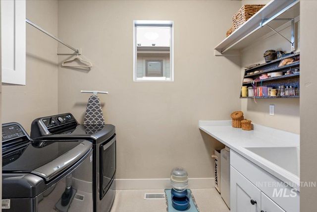 6217 W Ina Dr, Boise, ID 83703