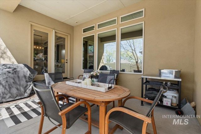 6217 W Ina Dr, Boise, ID 83703