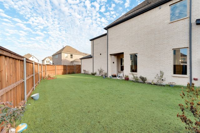 3127 Cliff Swallow Lane, Arlington, TX 76005
