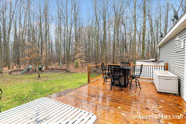 1475 Stalhood Drive, Kent City, MI 49330