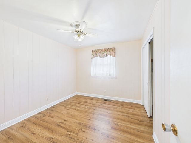 220 County Rd 123, Chesapeake, OH 45619