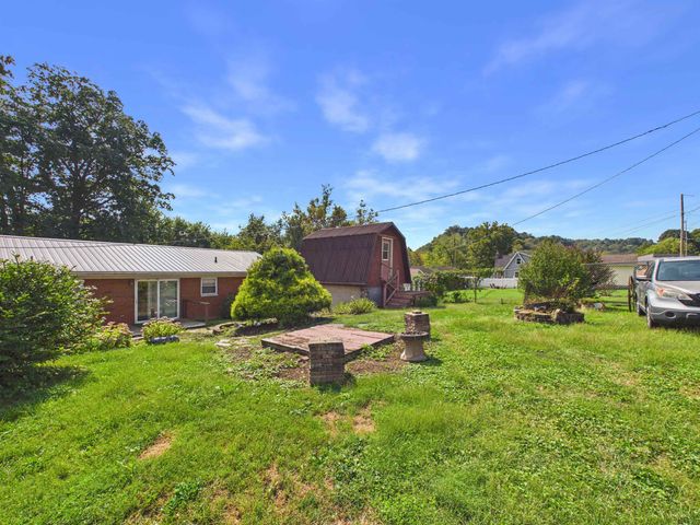 220 County Rd 123, Chesapeake, OH 45619