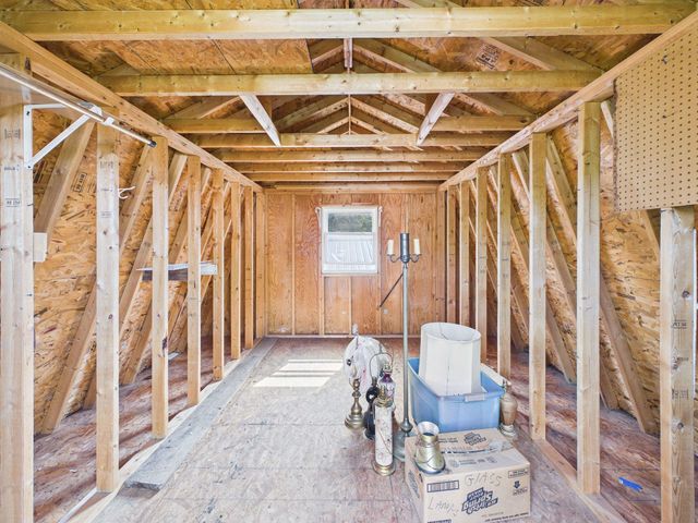 220 County Rd 123, Chesapeake, OH 45619