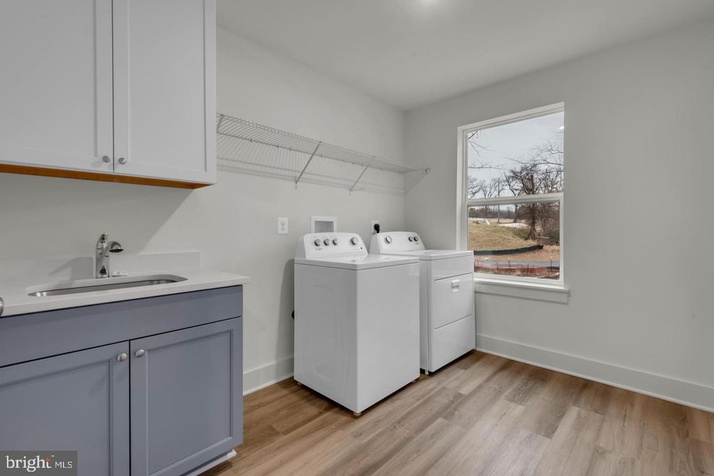 Image 18 of property listing at 6607 LOST FOX LN, Hanover, MD 21076