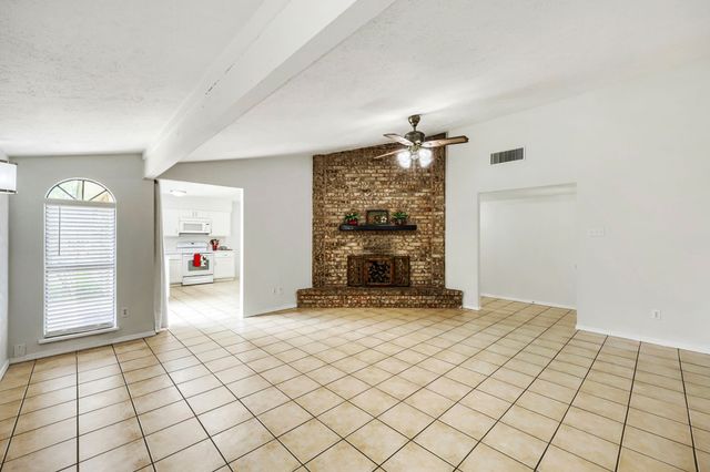 4117 Brookmoor Drive, Arlington, TX 76016
