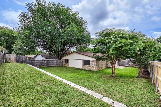 4117 Brookmoor Drive, Arlington, TX 76016