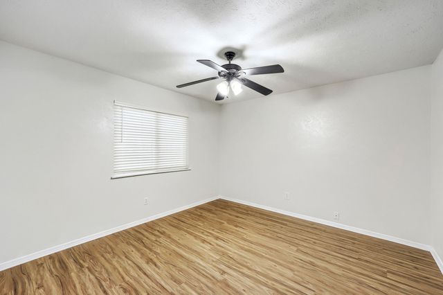 4117 Brookmoor Drive, Arlington, TX 76016