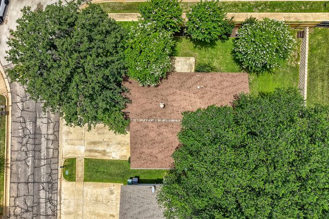 4117 Brookmoor Drive, Arlington, TX 76016