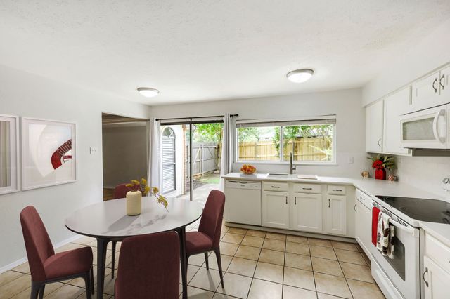 4117 Brookmoor Drive, Arlington, TX 76016