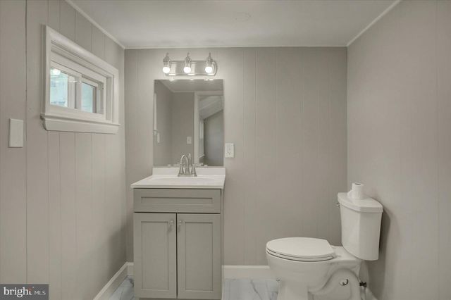 320 S PARK AVENUE, Mercersburg, PA 17236
