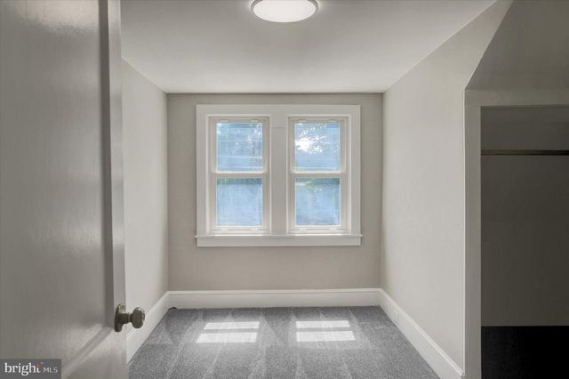 320 S PARK AVENUE, Mercersburg, PA 17236