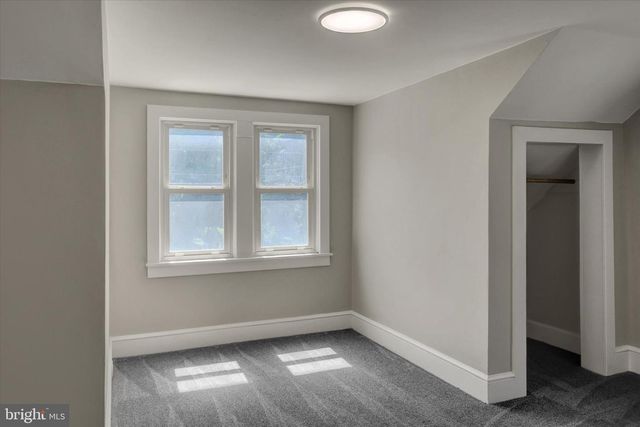 320 S PARK AVENUE, Mercersburg, PA 17236
