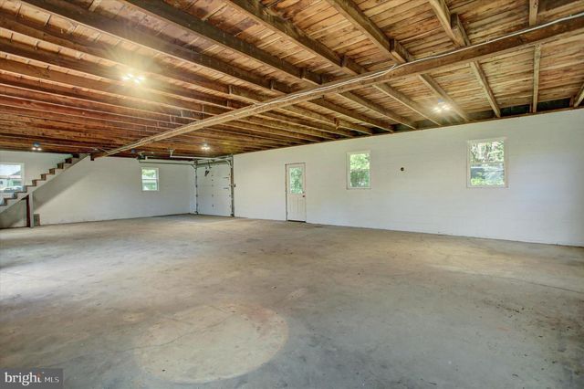 320 S PARK AVENUE, Mercersburg, PA 17236