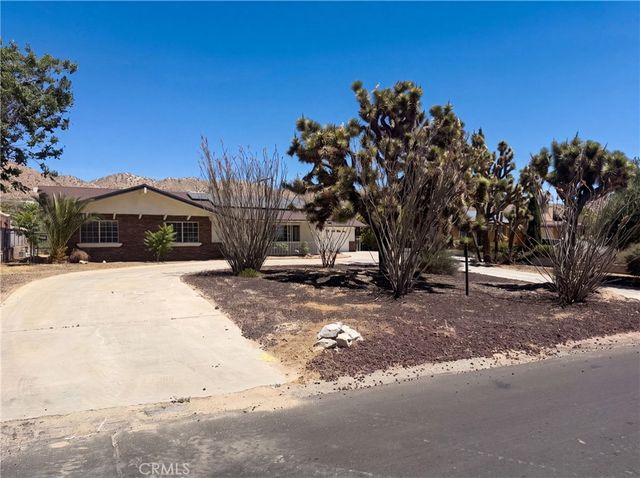 54804 Martinez, Yucca Valley, CA 92284
