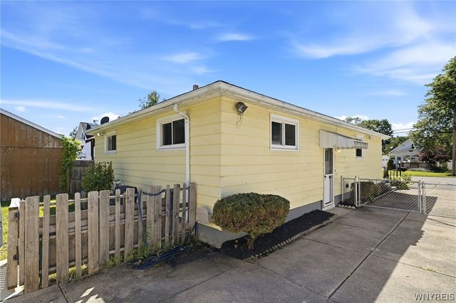 277 Fredericka Street, North Tonawanda, NY 14120