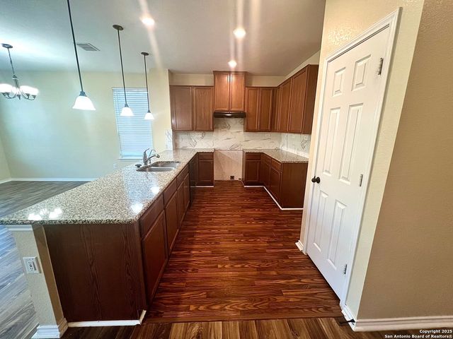 7534 Copper Cove, Converse, TX 78109