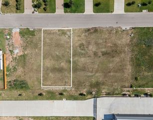 9932 Bridlewood Lane, Waco, TX 76708