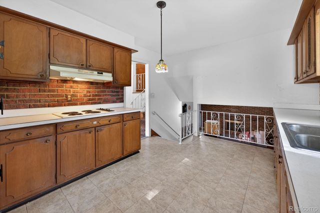 11035 White Oak Drive, Vienna Charter Township, MI 48420