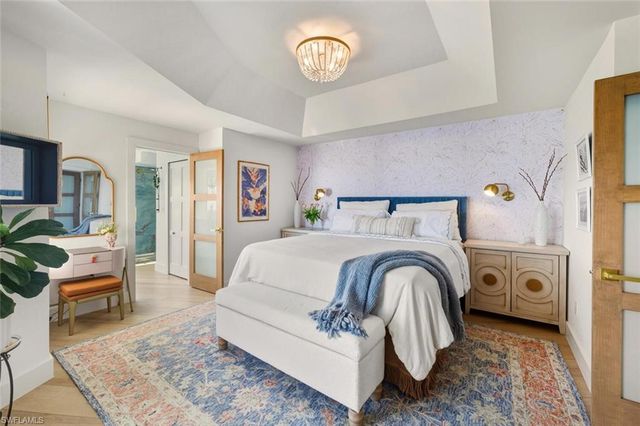 601 La Peninsula BLVD # 601, Naples, FL 34113