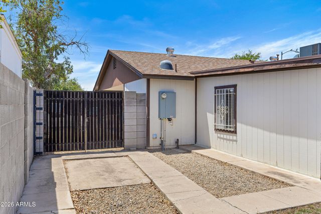 3602 E PERSHING Avenue, Phoenix, AZ 85032