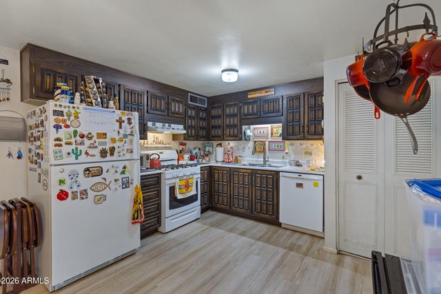 3602 E PERSHING Avenue, Phoenix, AZ 85032