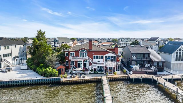 33 Rochester Drive, Brick, NJ 08723