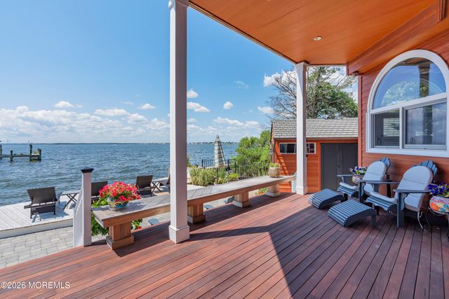 33 Rochester Drive, Brick, NJ 08723