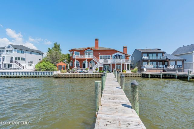 33 Rochester Drive, Brick, NJ 08723