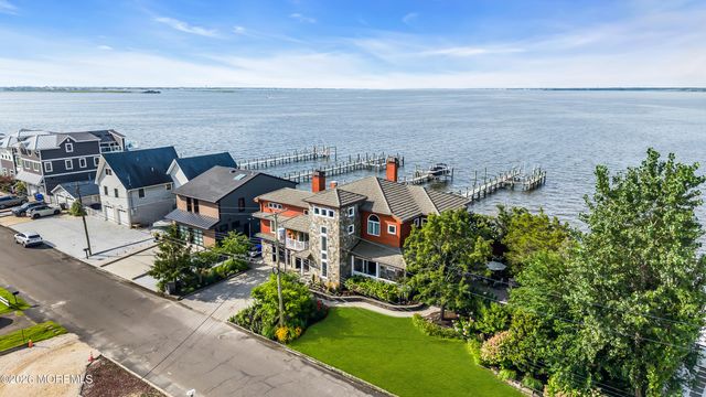 33 Rochester Drive, Brick, NJ 08723