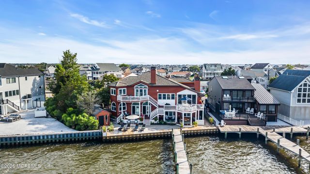 33 Rochester Drive, Brick, NJ 08723