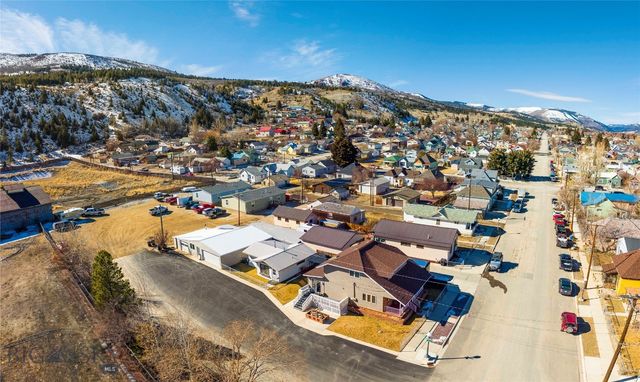 821 E 6th Street, Anaconda, MT 59711
