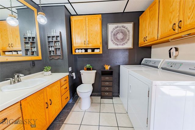 821 E 6th Street, Anaconda, MT 59711