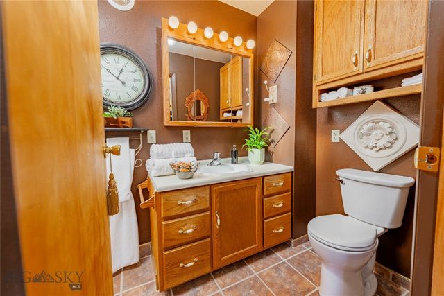 821 E 6th Street, Anaconda, MT 59711