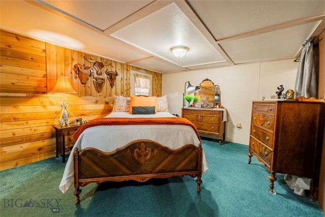 821 E 6th Street, Anaconda, MT 59711