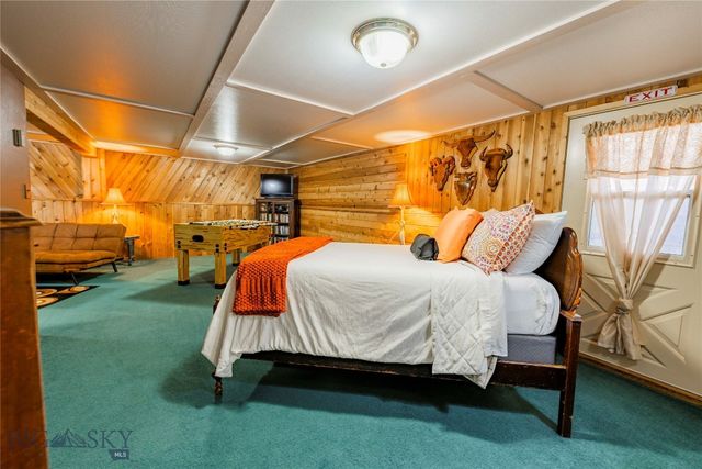 821 E 6th Street, Anaconda, MT 59711