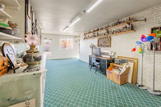 821 E 6th Street, Anaconda, MT 59711