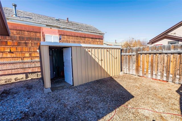 821 E 6th Street, Anaconda, MT 59711