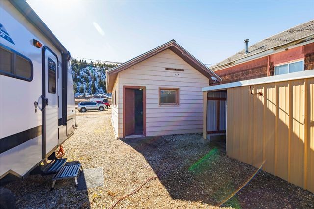 821 E 6th Street, Anaconda, MT 59711