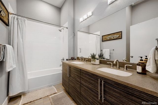 2805 W 52nd Avenue, Denver, CO 80221